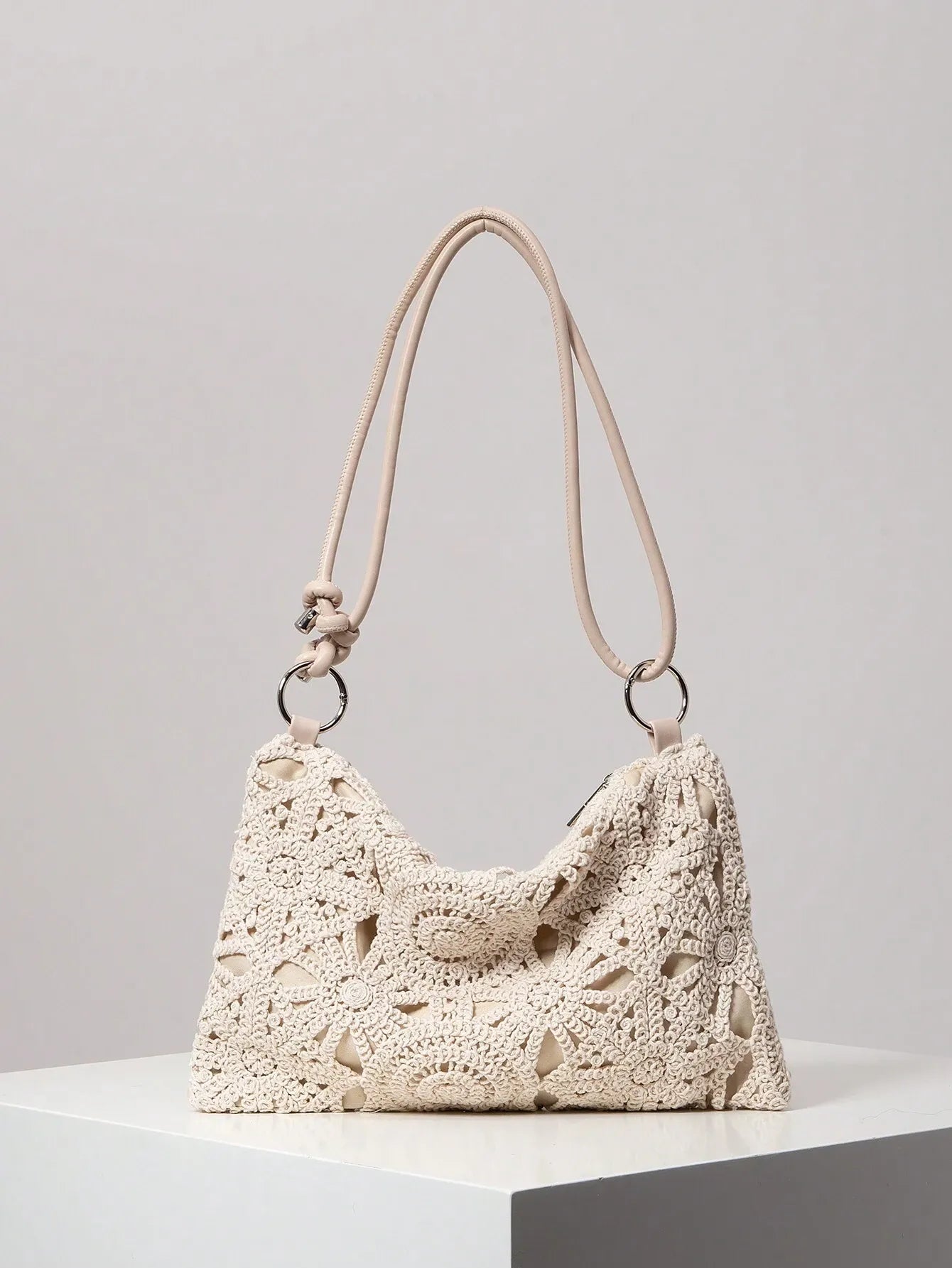 Solea Boho Bloom | Woven Straw Shoulder Bag with Floral Hollow Design