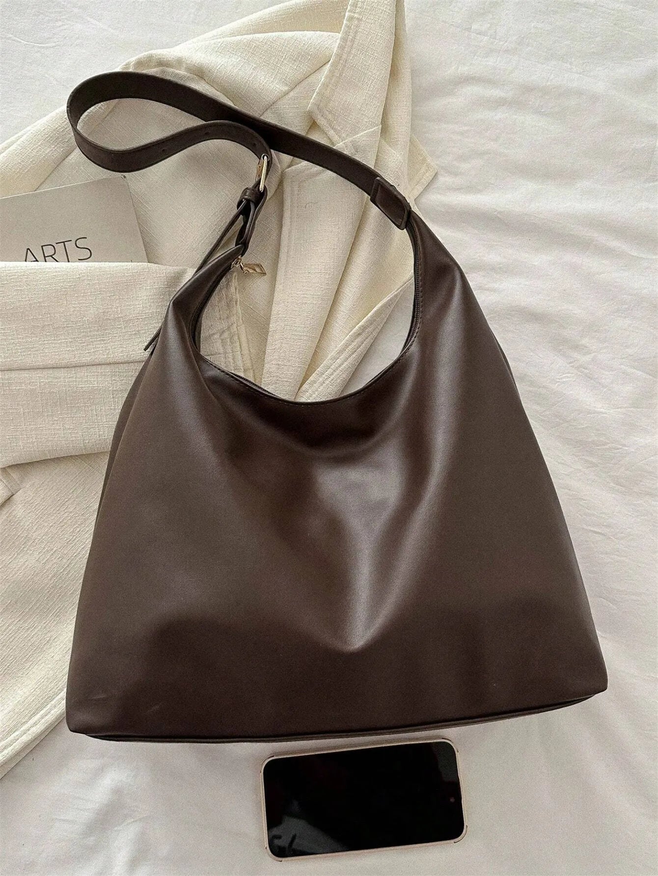 Auri Tote Luxe | Oversized Fashion Shoulder Bag