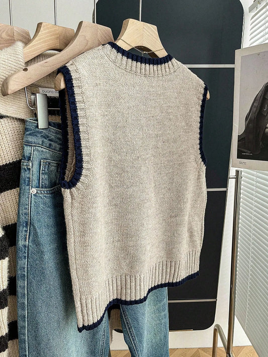 Maelis | Contrast-Trim Knit Vest