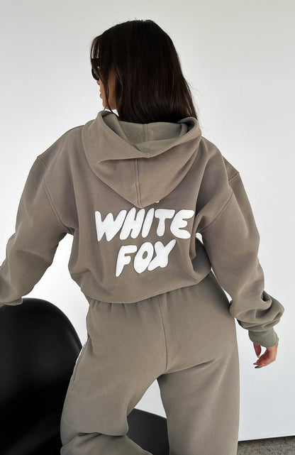 Averis | White Fox Tracksuit Set